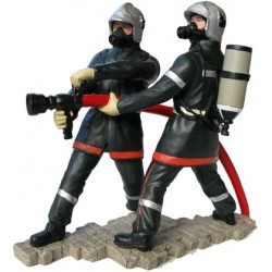 STATUETTE POMPIERS BINOME avec LANCE