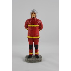 Pompier en uniforme