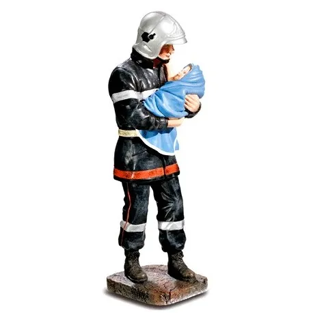 Statuette Sapeur-Pompier sauvant un bébé