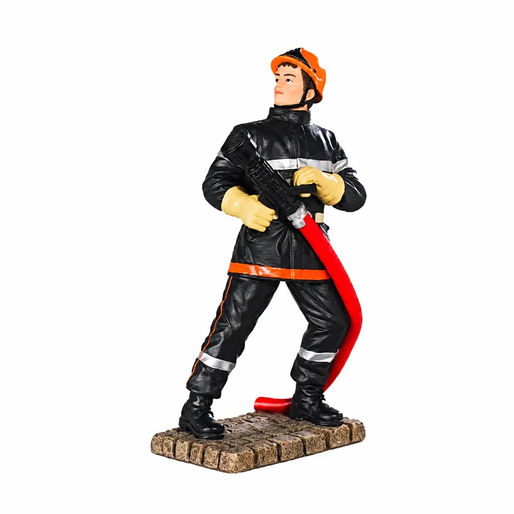 Statuette Jeune Sapeur-Pompier