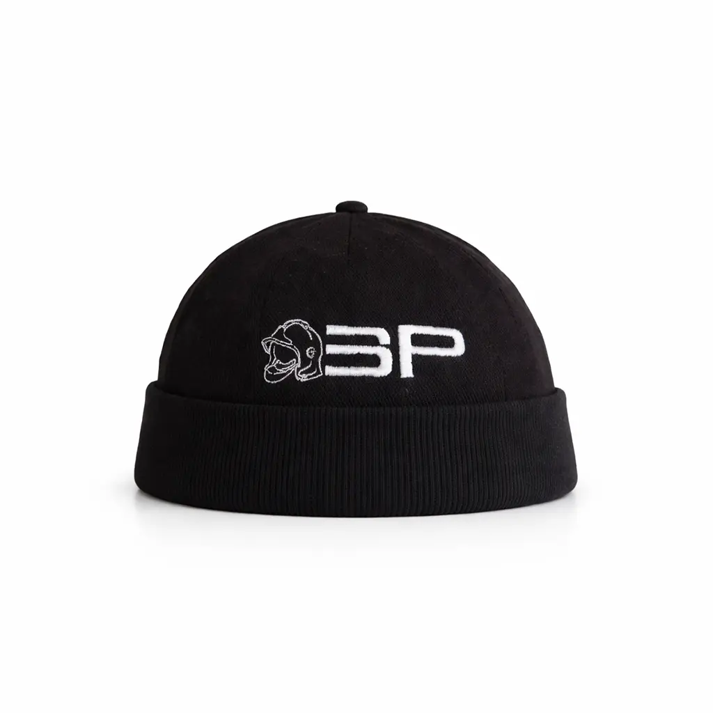 Bonnet en coton brodé Casque + SP